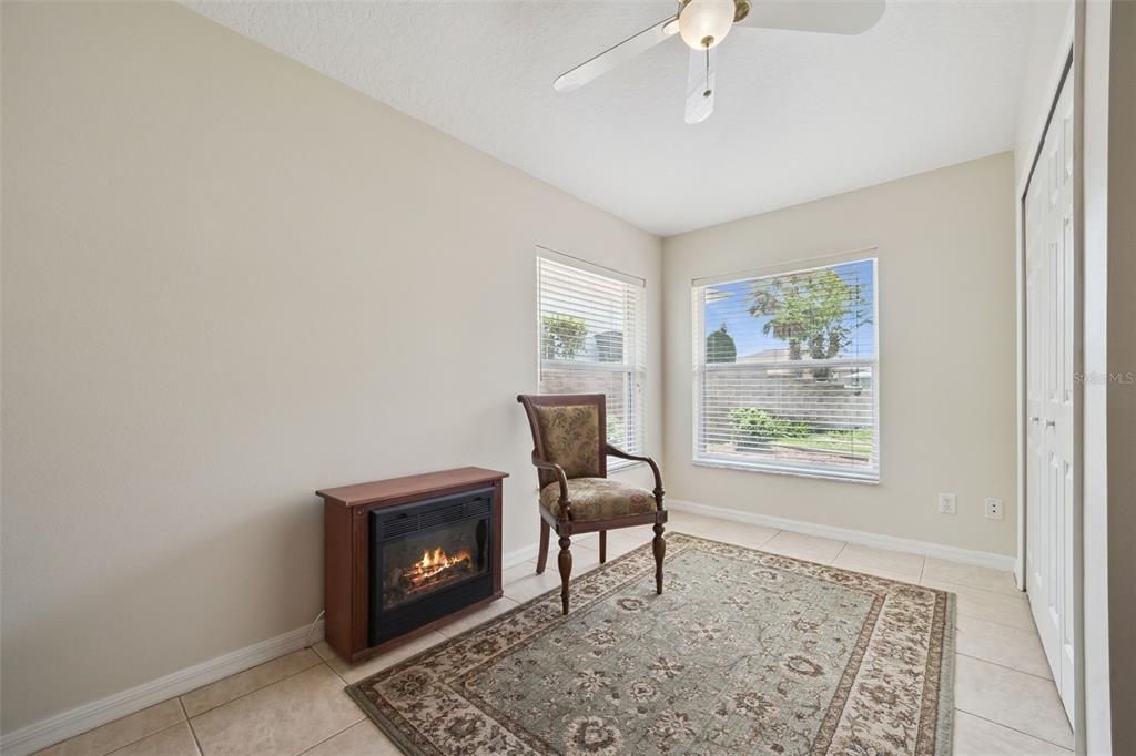 For Sale: $375,000 (3 beds, 2 baths, 2221 Square Feet)
