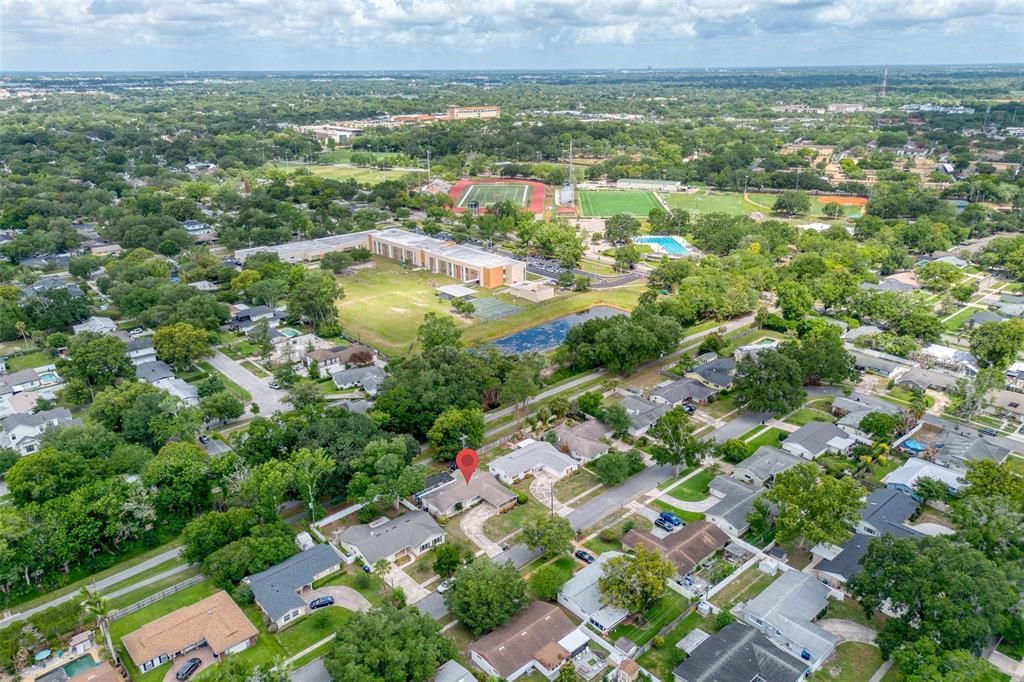 En Venta: $675,000 (4 camas, 2 baños, 1813 Pies cuadrados)