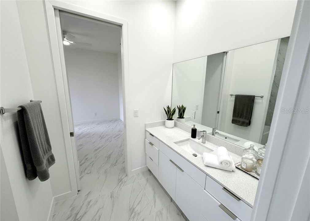 En Venta: $420,000 (4 camas, 3 baños, 1904 Pies cuadrados)