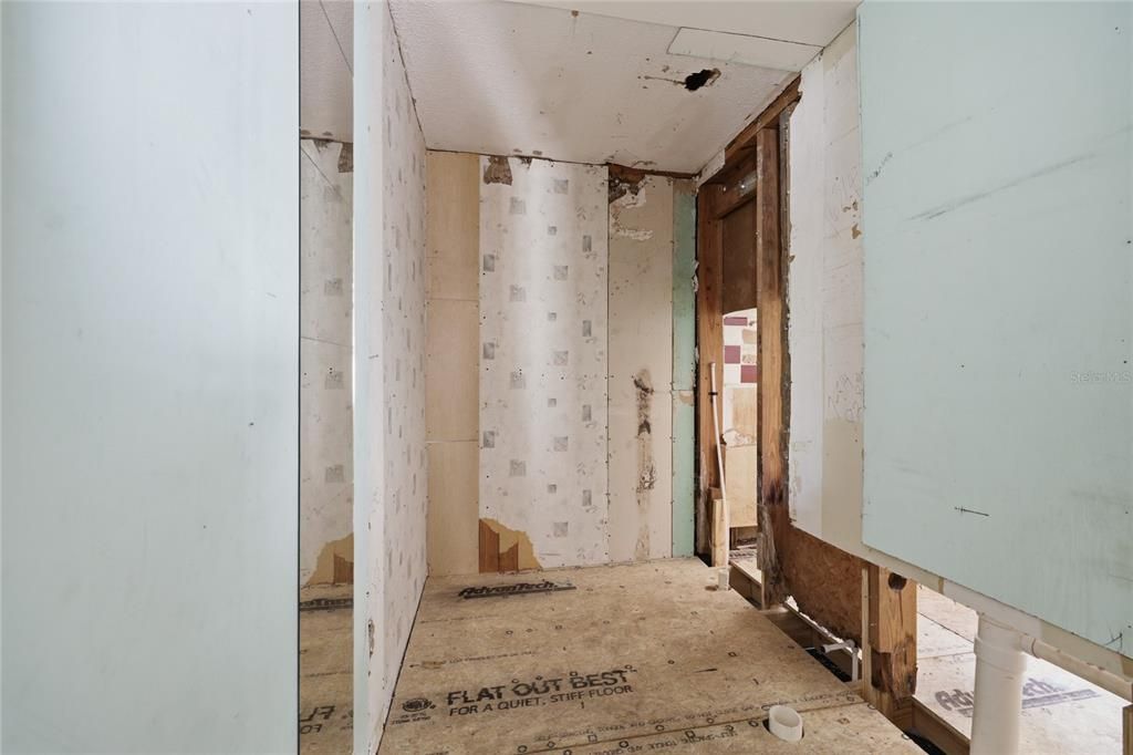 For Sale: $139,900 (3 beds, 2 baths, 1152 Square Feet)