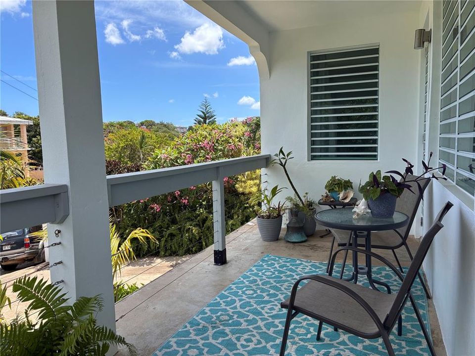 En Venta: $425,000 (3 camas, 1 baños, 1200 Pies cuadrados)