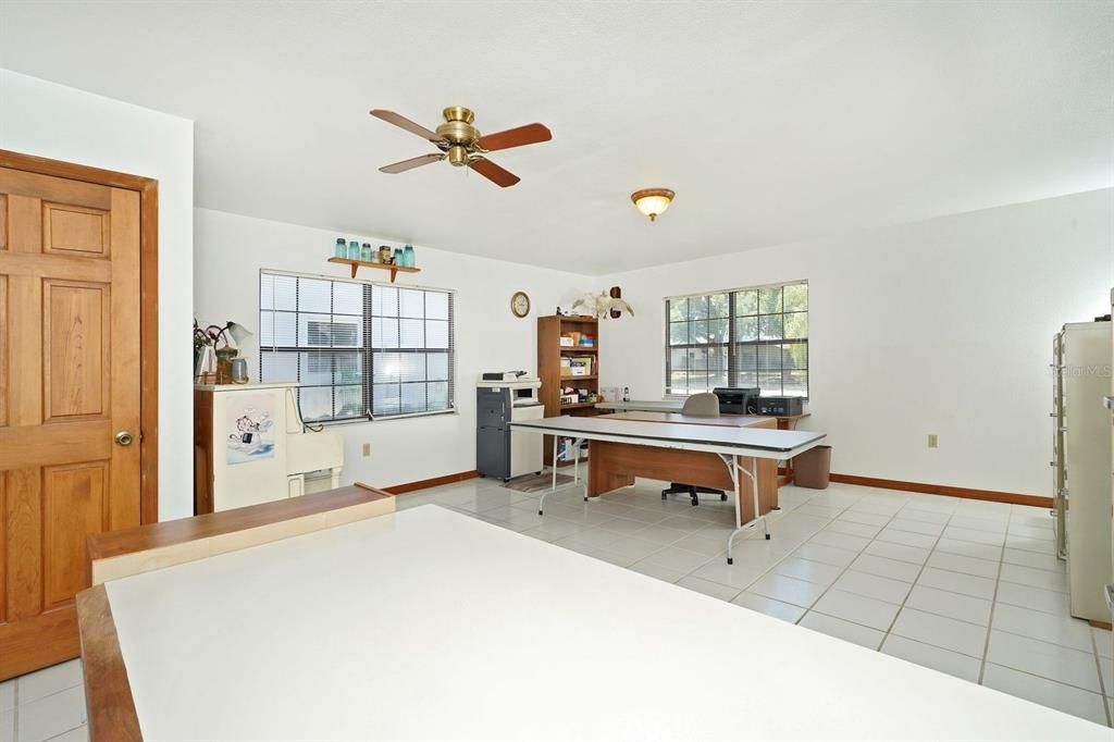 For Sale: $975,000 (4 beds, 3 baths, 3076 Square Feet)