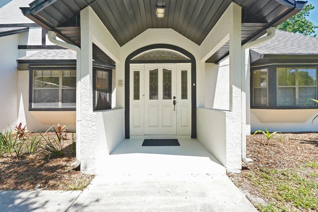 For Sale: $975,000 (4 beds, 3 baths, 3076 Square Feet)