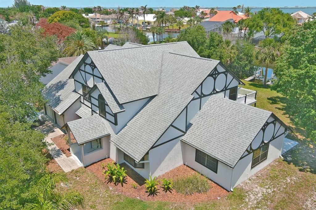 For Sale: $975,000 (4 beds, 3 baths, 3076 Square Feet)