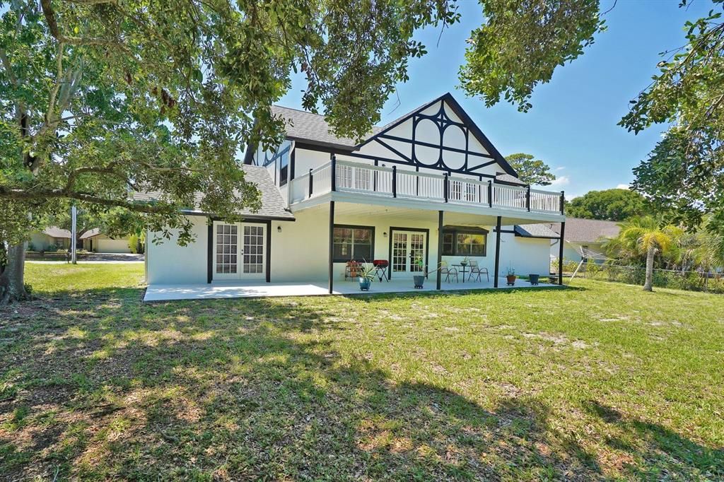 For Sale: $975,000 (4 beds, 3 baths, 3076 Square Feet)
