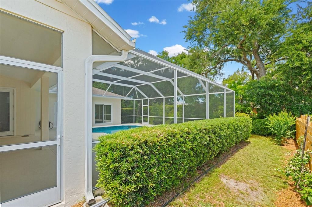 En Venta: $685,000 (4 camas, 2 baños, 2310 Pies cuadrados)