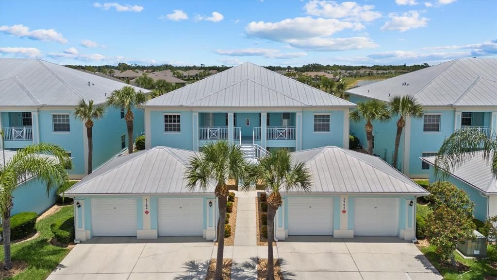 For Sale: $229,900 (2 beds, 2 baths, 1168 Square Feet)
