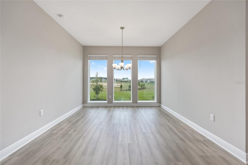 Active With Contract: $454,625 (2 beds, 2 baths, 1718 Square Feet)