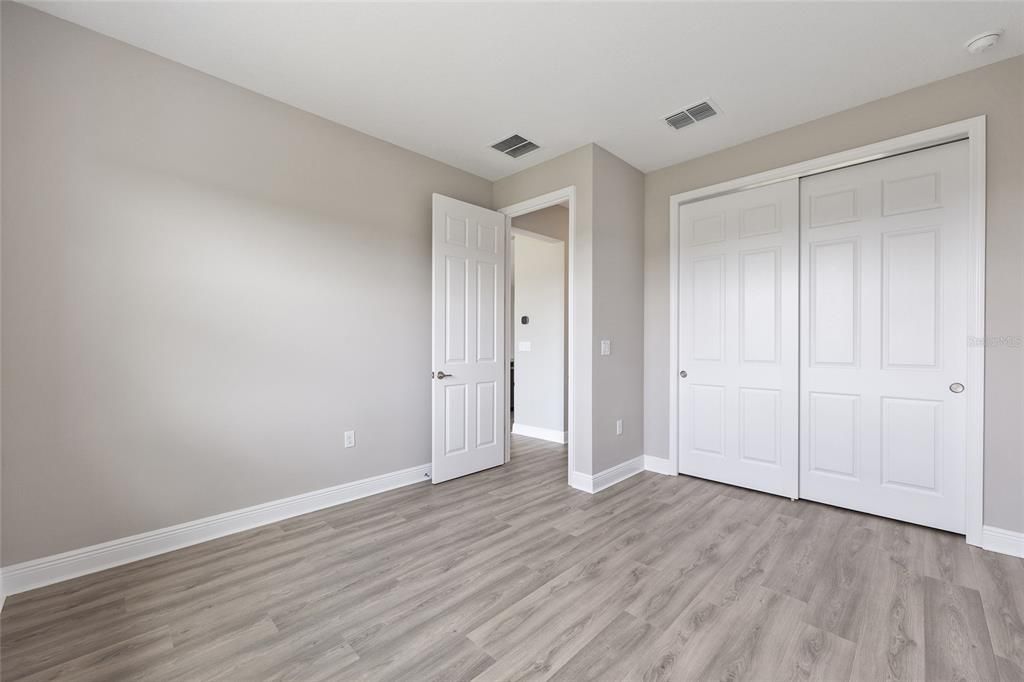 Active With Contract: $454,625 (2 beds, 2 baths, 1718 Square Feet)