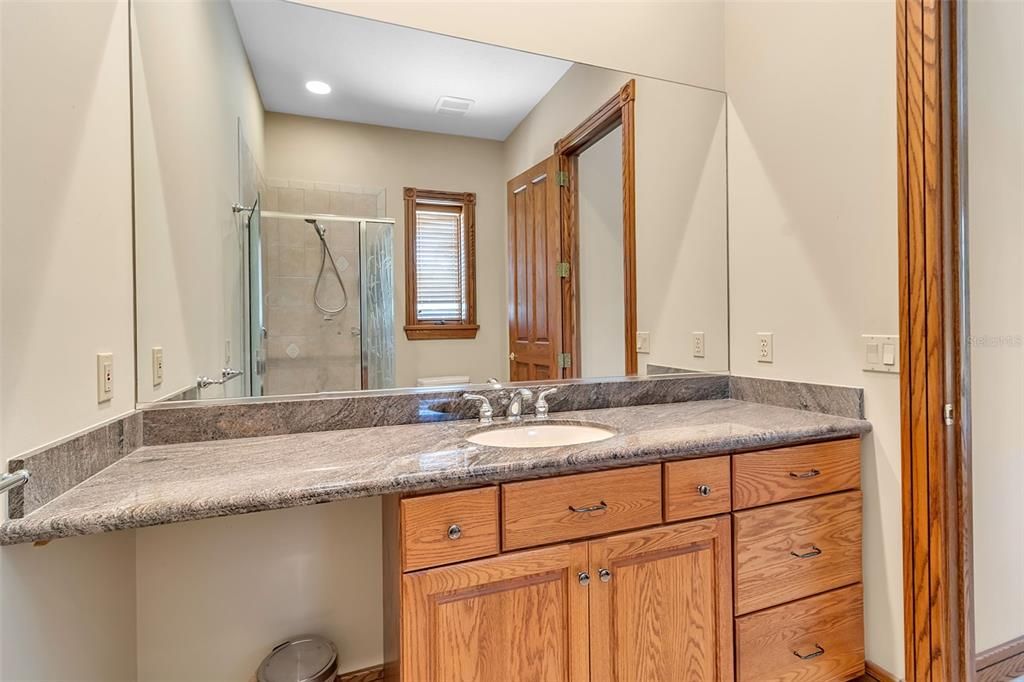 For Sale: $5,495,000 (3 beds, 2 baths, 2960 Square Feet)