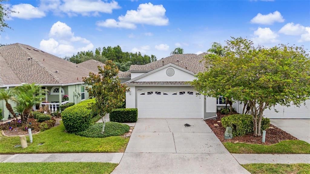 For Sale: $315,000 (2 beds, 2 baths, 1431 Square Feet)