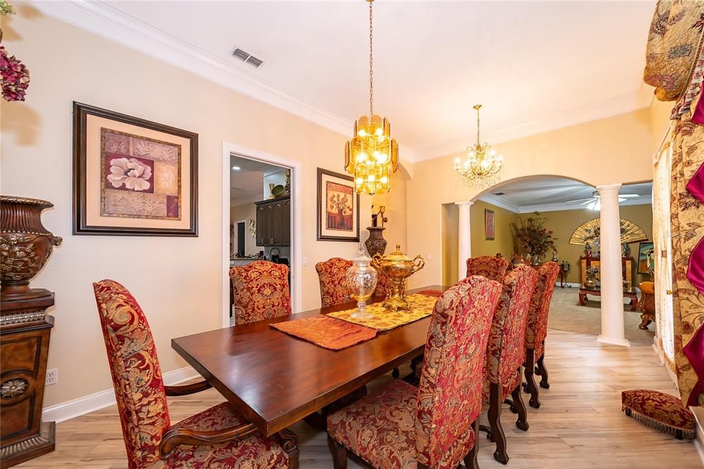 En Venta: $850,000 (4 camas, 3 baños, 3216 Pies cuadrados)