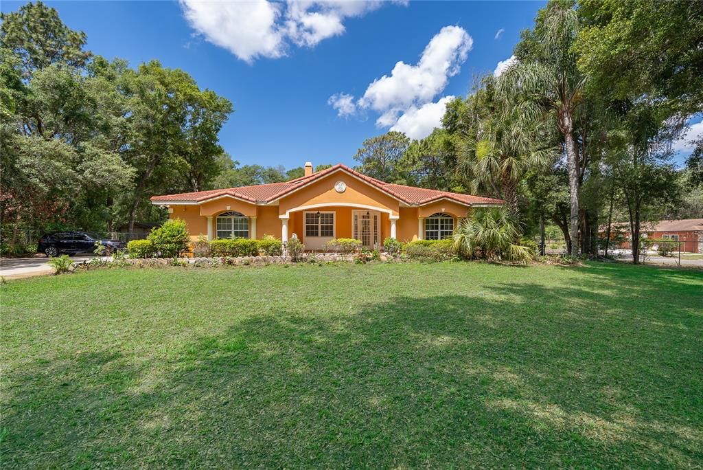 En Venta: $850,000 (4 camas, 3 baños, 3216 Pies cuadrados)