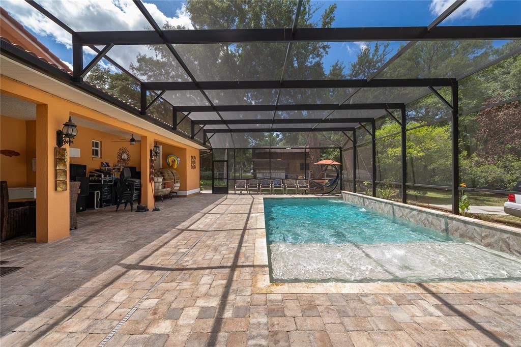 En Venta: $850,000 (4 camas, 3 baños, 3216 Pies cuadrados)