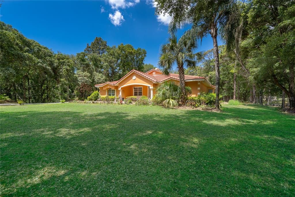 En Venta: $850,000 (4 camas, 3 baños, 3216 Pies cuadrados)