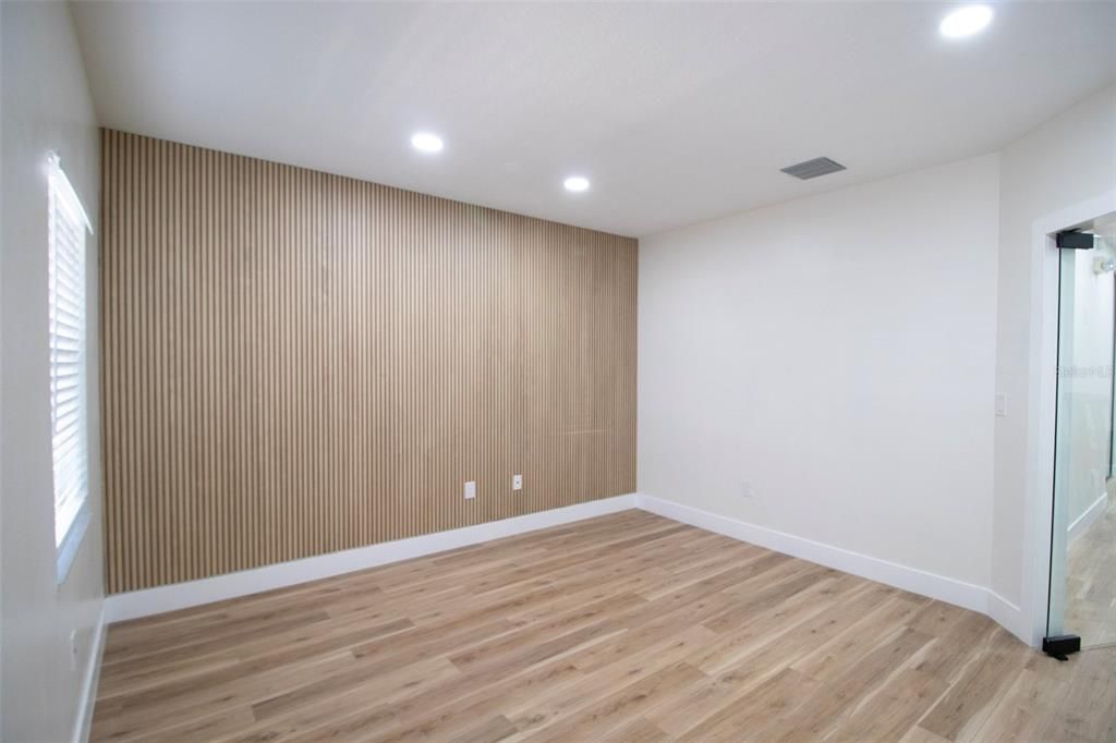 En Venta: $8,388 (0 camas, 0 baños, 2100 Pies cuadrados)