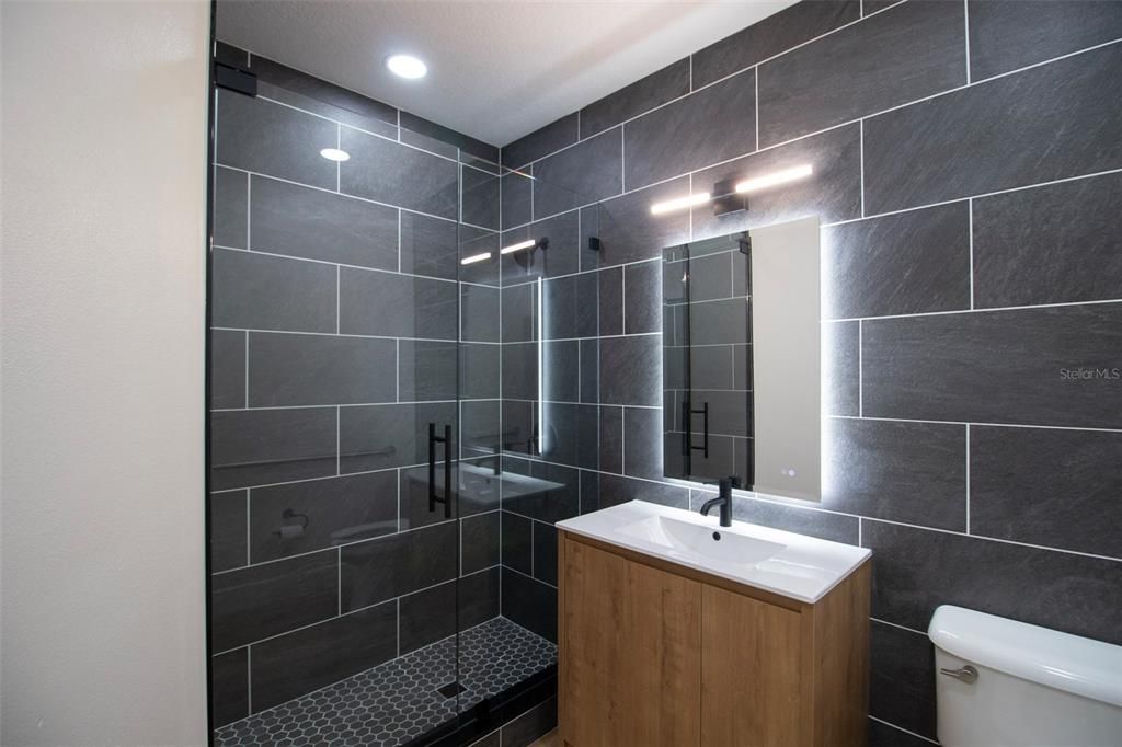 En Venta: $8,388 (0 camas, 0 baños, 2100 Pies cuadrados)