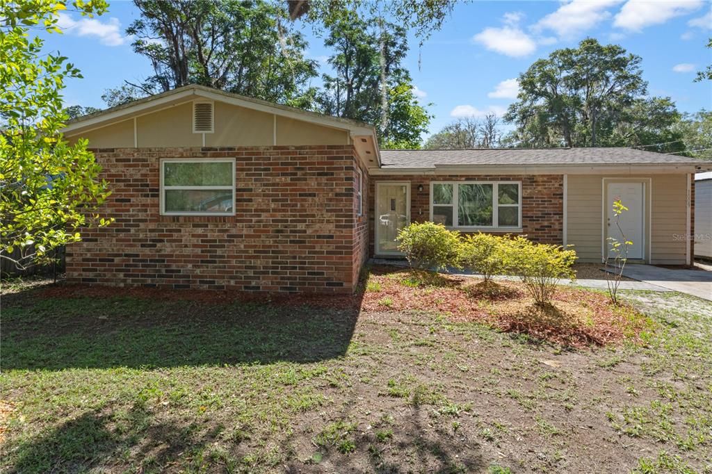 For Sale: $237,500 (4 beds, 2 baths, 1314 Square Feet)