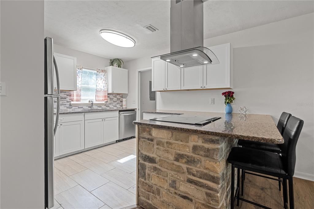 For Sale: $237,500 (4 beds, 2 baths, 1314 Square Feet)