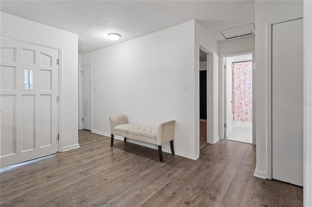 For Sale: $237,500 (4 beds, 2 baths, 1314 Square Feet)