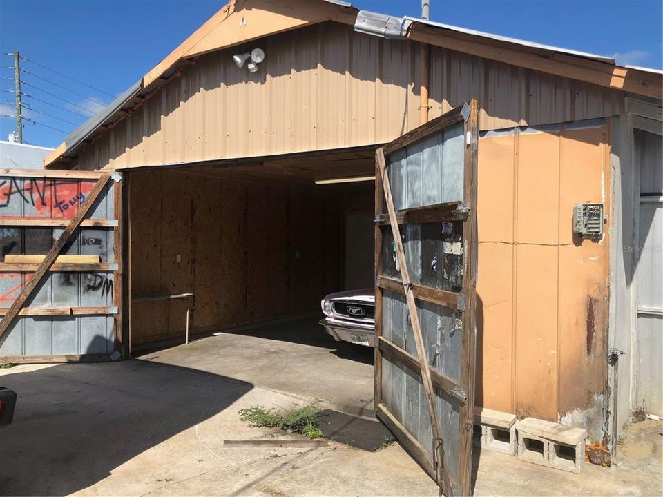 For Sale: $160,000 (0 beds, 0 baths, 855 Square Feet)