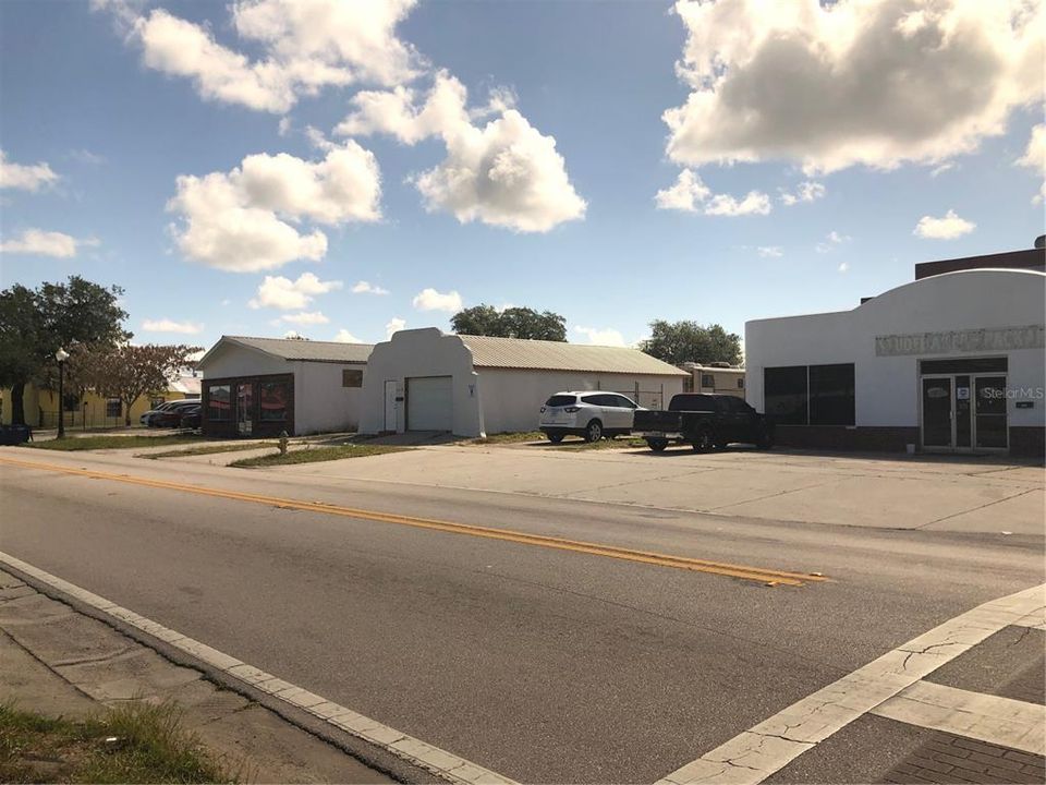 For Sale: $160,000 (0 beds, 0 baths, 855 Square Feet)