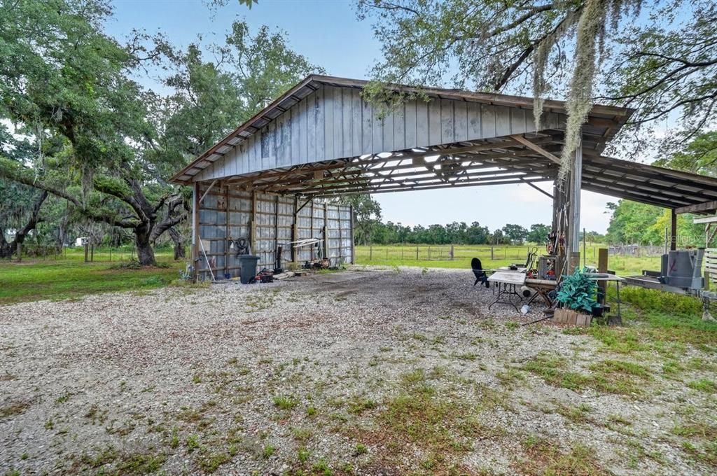 En Venta: $549,000 (5.00 acres)