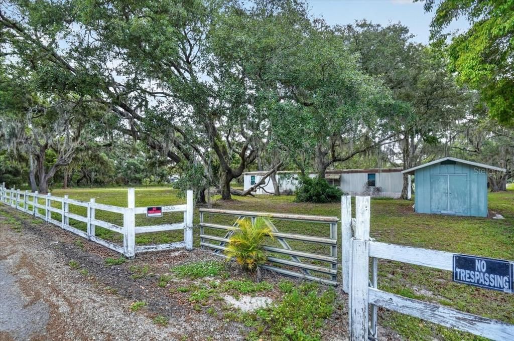 En Venta: $549,000 (5.00 acres)