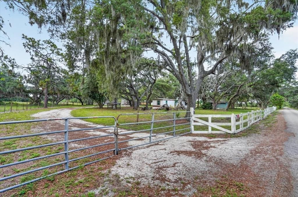 En Venta: $549,000 (5.00 acres)