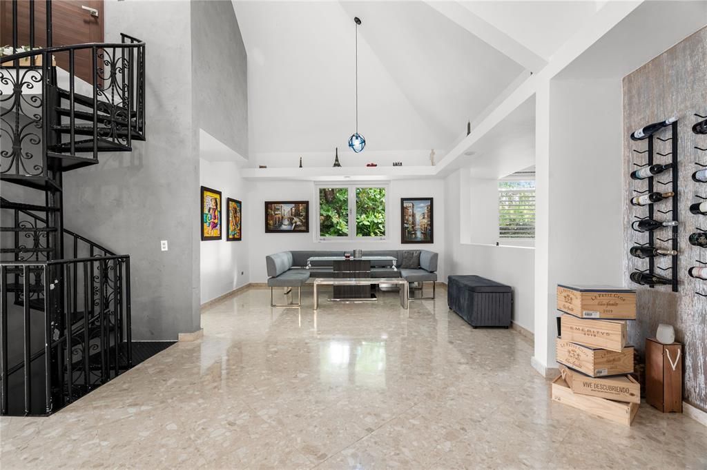 En Venta: $1,996,000 (4 camas, 5 baños, 3995 Pies cuadrados)