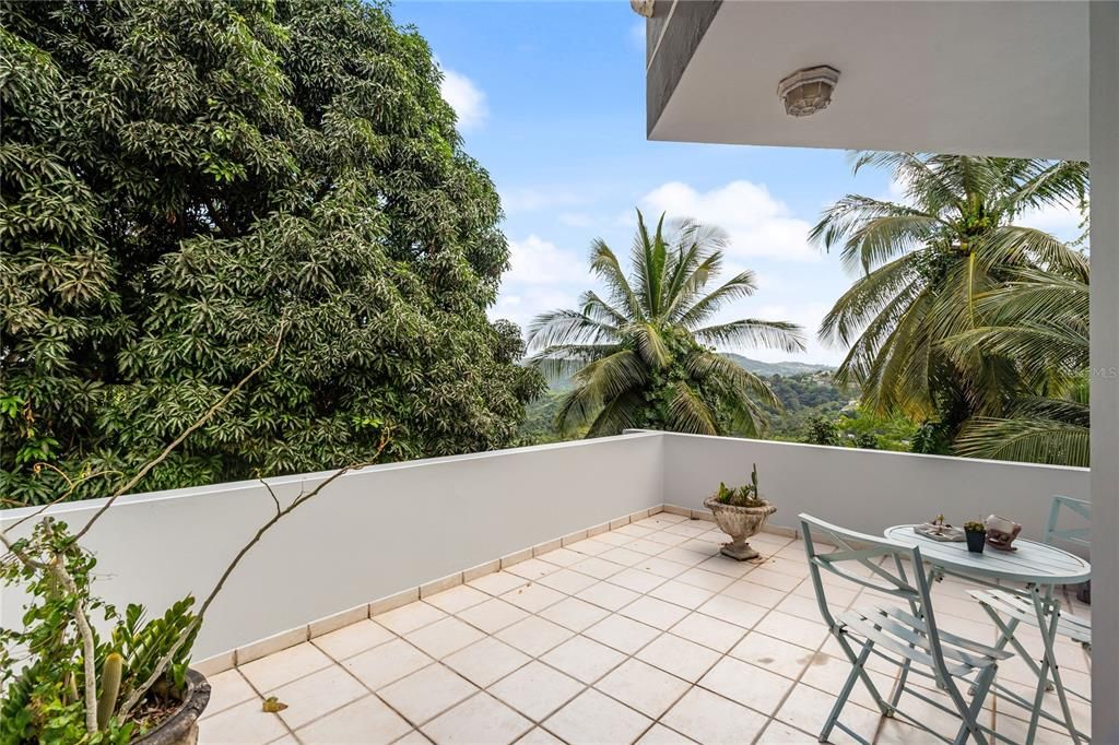 En Venta: $1,996,000 (4 camas, 5 baños, 3995 Pies cuadrados)