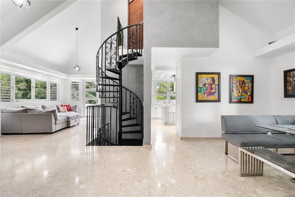 En Venta: $1,996,000 (4 camas, 5 baños, 3995 Pies cuadrados)