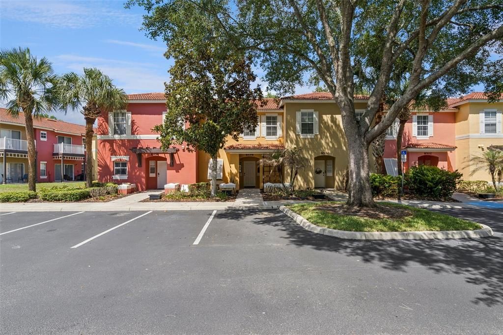 For Sale: $255,000 (3 beds, 2 baths, 1291 Square Feet)