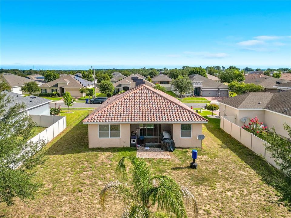 For Sale: $325,000 (3 beds, 2 baths, 1588 Square Feet)