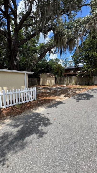 En Venta: $225,000 (2 camas, 1 baños, 824 Pies cuadrados)