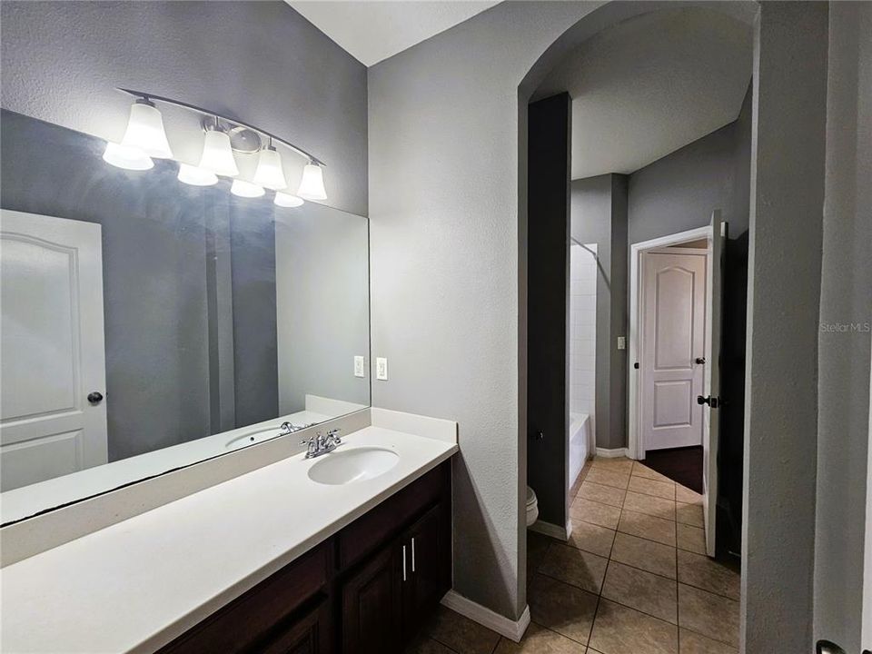 For Rent: $2,500 (4 beds, 2 baths, 2358 Square Feet)