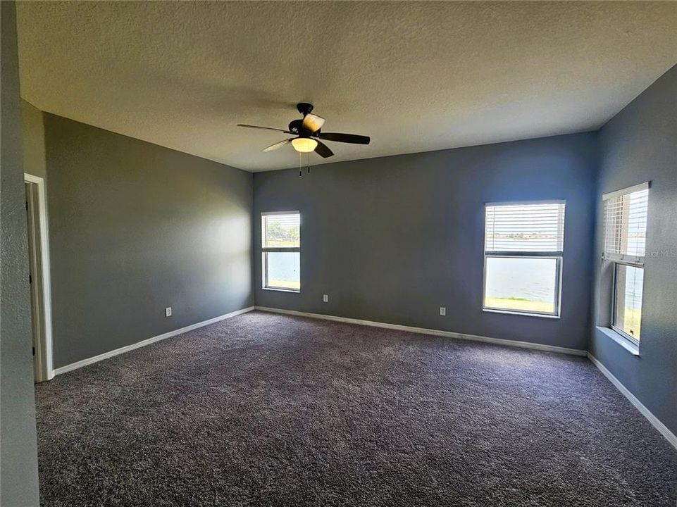 For Rent: $2,500 (4 beds, 2 baths, 2358 Square Feet)