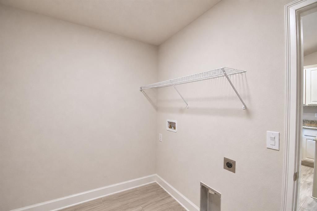For Sale: $472,143 (4 beds, 3 baths, 2200 Square Feet)