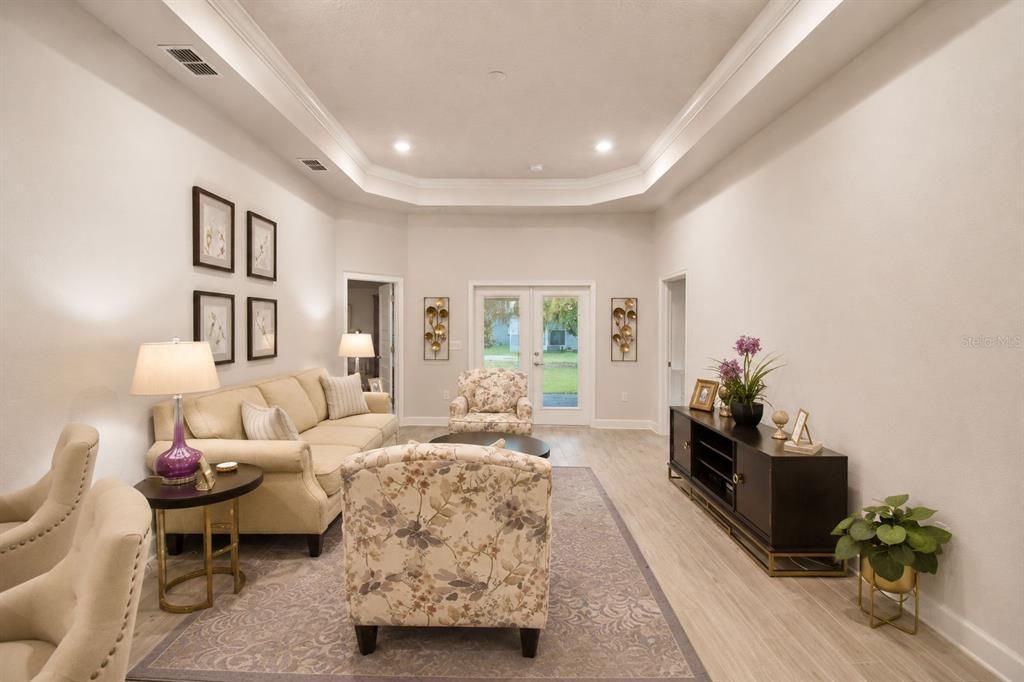 En Venta: $472,143 (4 camas, 3 baños, 2200 Pies cuadrados)