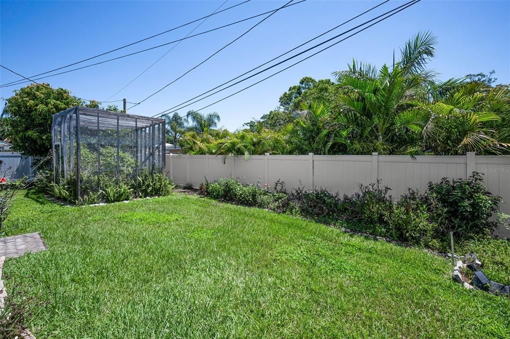 Activo con contrato: $439,500 (3 camas, 2 baños, 1572 Pies cuadrados)