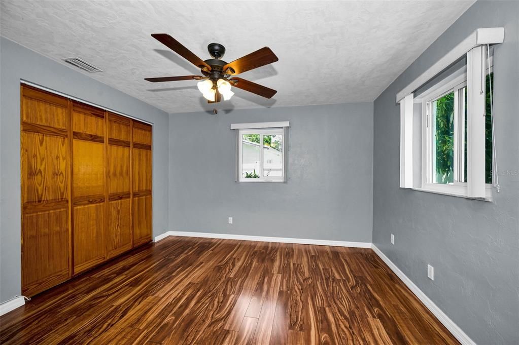 Activo con contrato: $439,500 (3 camas, 2 baños, 1572 Pies cuadrados)