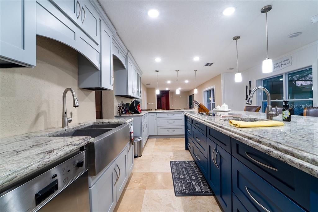 For Sale: $990,000 (4 beds, 2 baths, 3265 Square Feet)