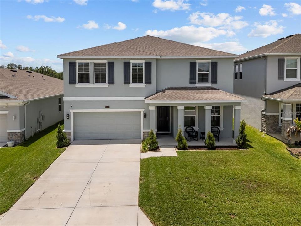 Activo con contrato: $679,900 (5 camas, 3 baños, 2934 Pies cuadrados)