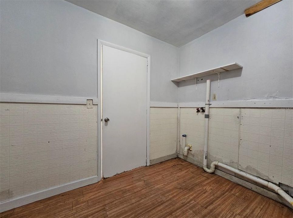 В аренду: $1,795 (3 спален, 2 ванн, 1295 Квадратных фут)