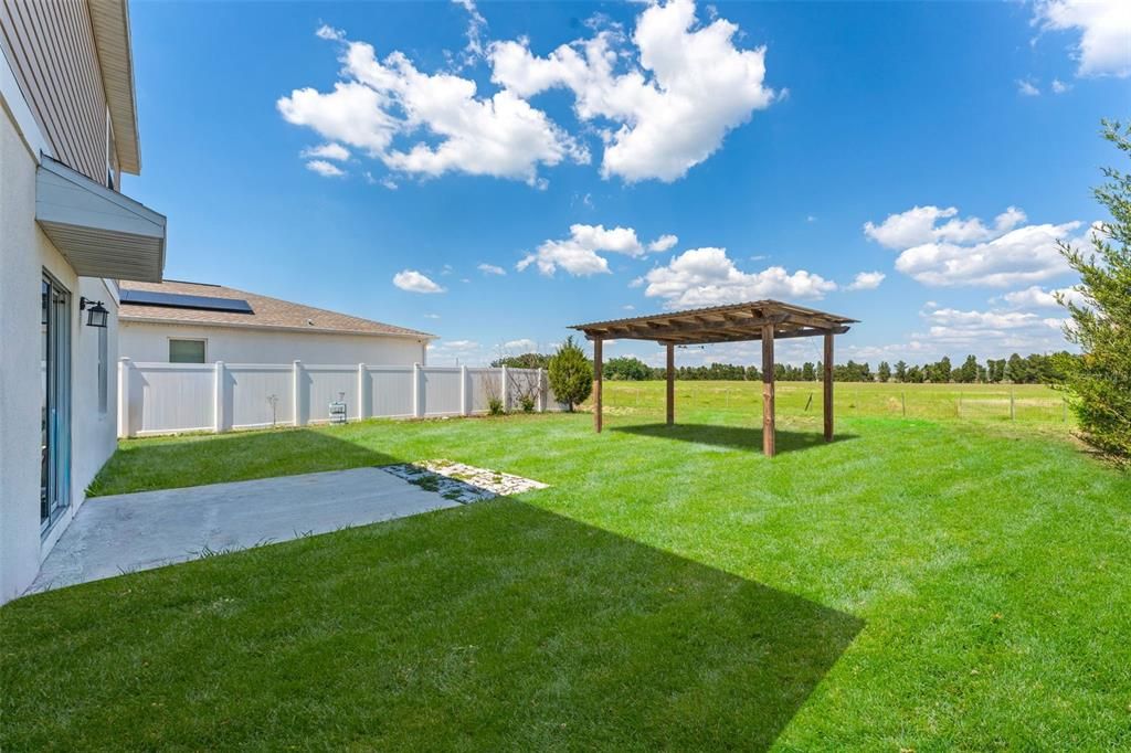 For Sale: $375,000 (4 beds, 2 baths, 2667 Square Feet)