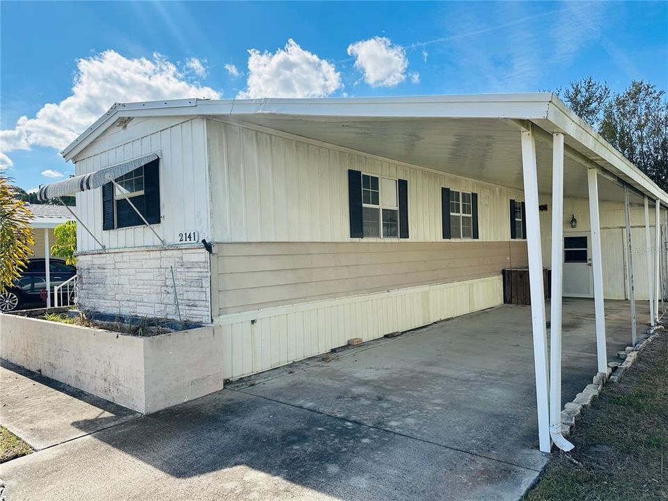 For Sale: $69,000 (2 beds, 1 baths, 720 Square Feet)