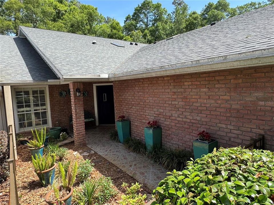 Recently Sold: $619,000 (3 beds, 2 baths, 2190 Square Feet)