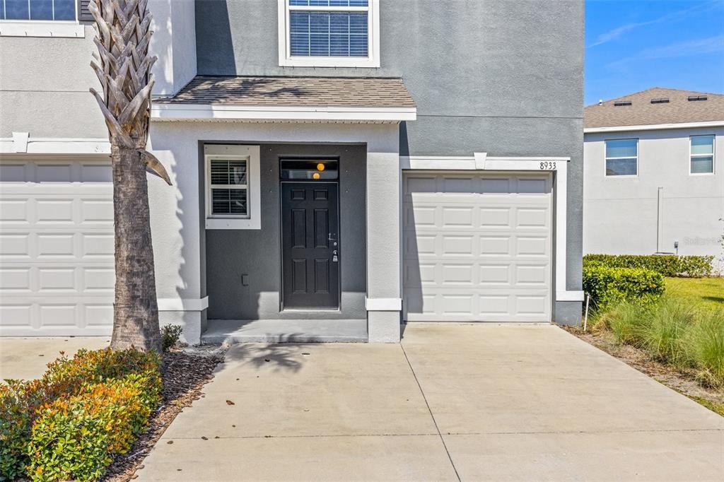 For Rent: $2,295 (3 beds, 2 baths, 1785 Square Feet)