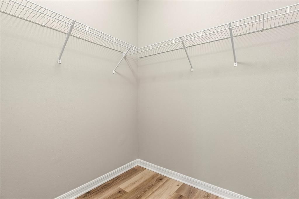 For Rent: $2,295 (3 beds, 2 baths, 1785 Square Feet)