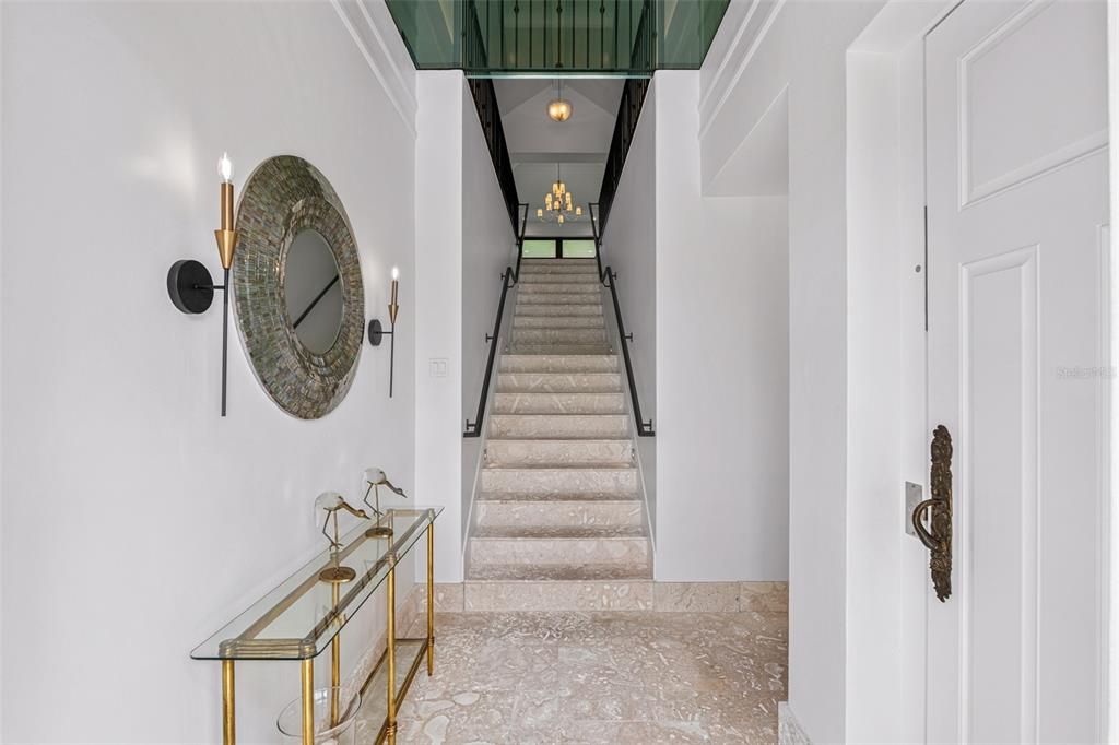 En Venta: $7,495,000 (4 camas, 4 baños, 5771 Pies cuadrados)